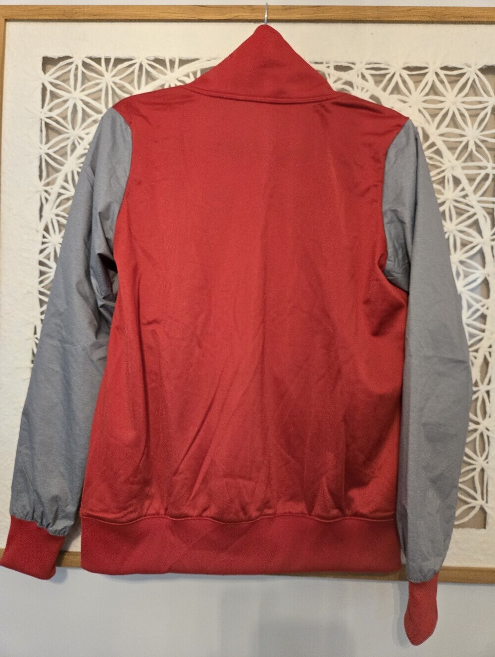 Nike Red Sox Light Jacket In Red And Gray with and Boston 'B' Patch Sz M - Picture 6 of 9